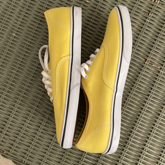 Vans canvas shoes - Picture 3 of 7